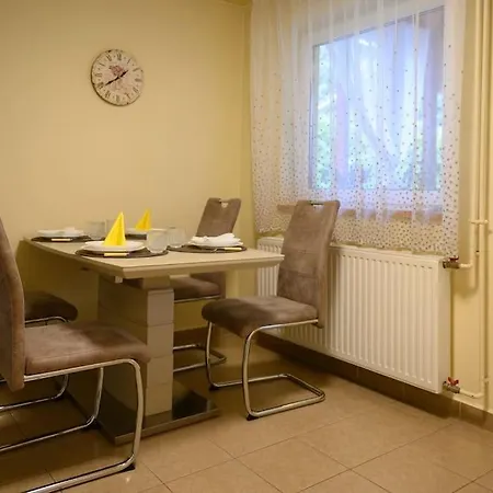 Feriehus Szilvia Jakuzzis Vendeghaz Szarvas
